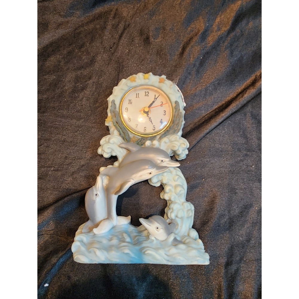 Vintage Dolphin Nautical Resin Desk Clock Ocean Waves Beach Coastal Decor Blue